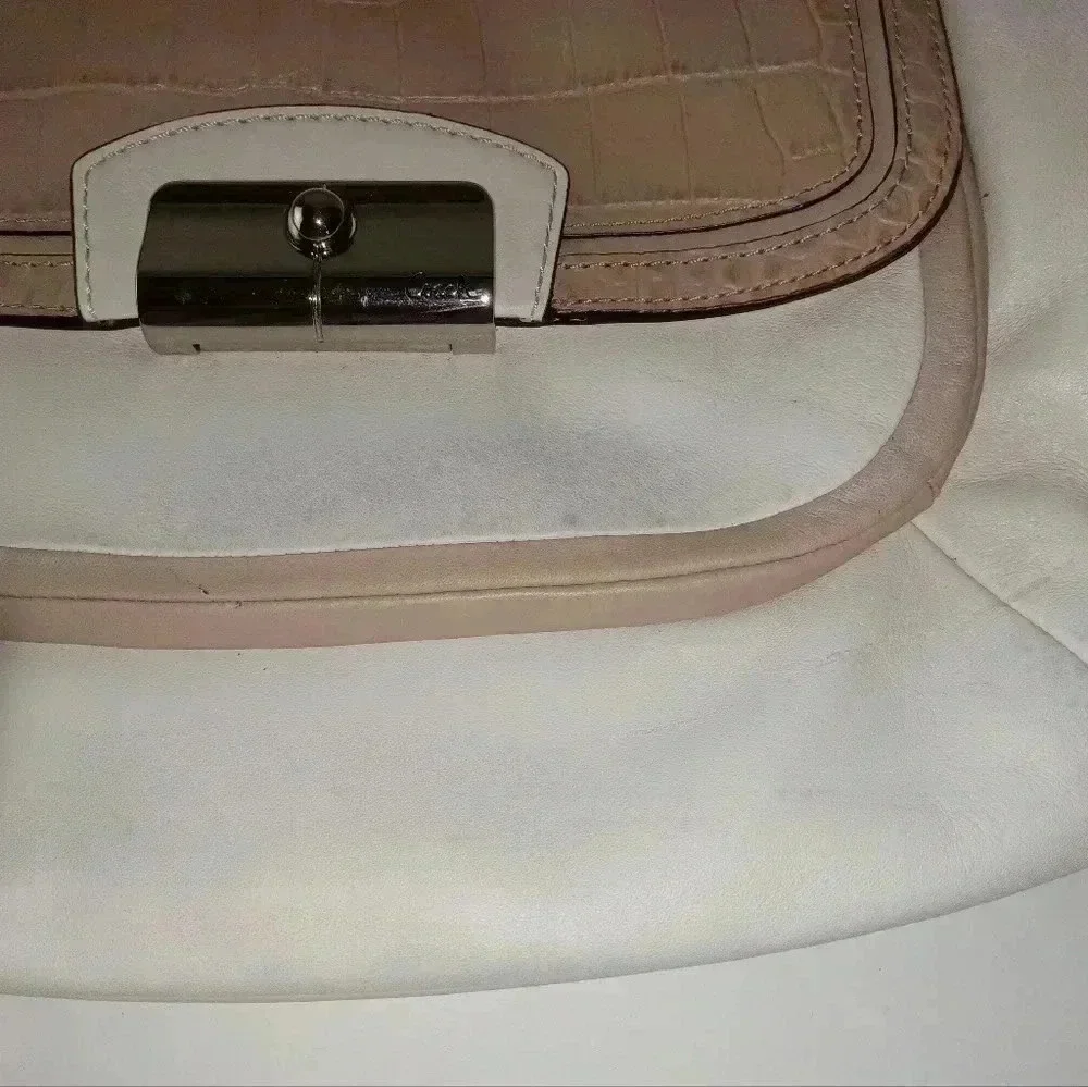 Coach Kristin Leather Light Beige hobo Bag